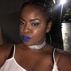 Meet your Posher, Syreeta